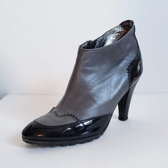 TARYN ROSE Leather Wingtip Booties Heels - Picture 10 of 16